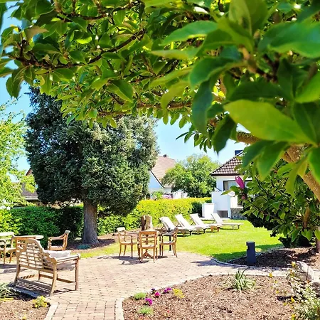 Moderne Und Geraeumige Ferienunterkunft - Neu Und Preiswert *