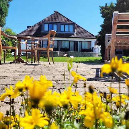 Appartamento Moderne Und Geraeumige Ferienunterkunft - Neu Und Preiswert *